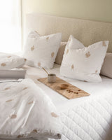 Brainchild – Pillowcases – 2 pcs. – Design Icons – White – Sand-colored