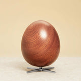 Brainchild træfigur, Ægget Figuren med stålfod